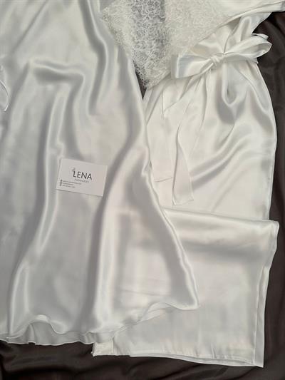 Enchante Lüks Dantelli Yırtmaçlı Uzun Gecelik & Sabahlık 