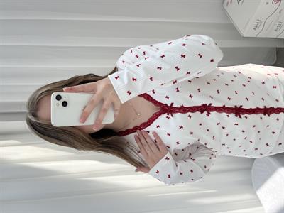 Fiyonk Desenli Ekru Berlin Pijama Takımı