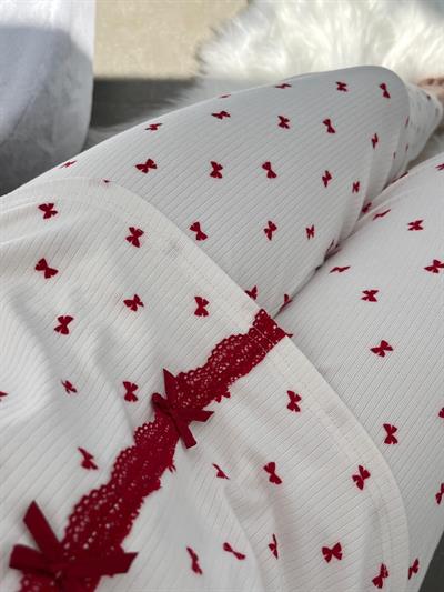 Fiyonklu Dantel Şeritli Dörtlü Pijama Seti