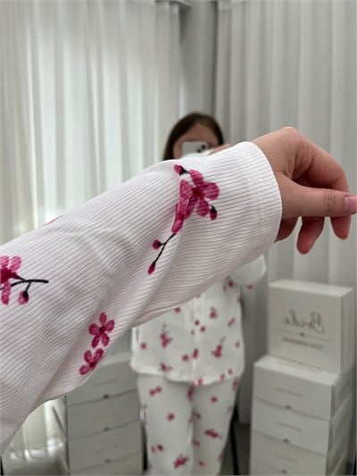 Kiraz Çiçeği 4lü Pijama & Çamaşır Seti