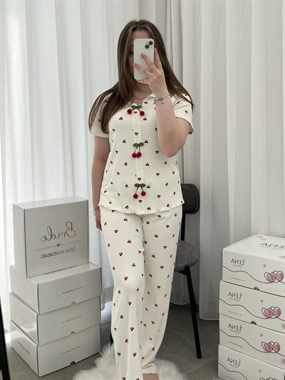Kiraz Desenli Ekru Oslo Dörtlü Pijama Takımı