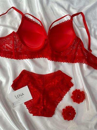 Kırmızı Destekli Sütyen Takımı