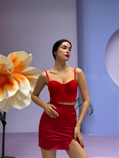 Kırmızı Sim Detaylı Büstiyer Takımı