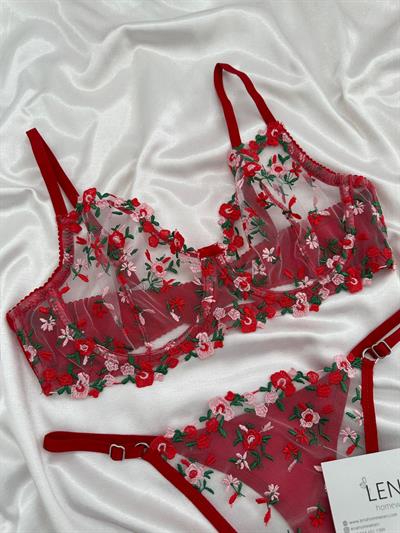 Kırmızı Yeşil çiçek işlemeli Bralet takımı