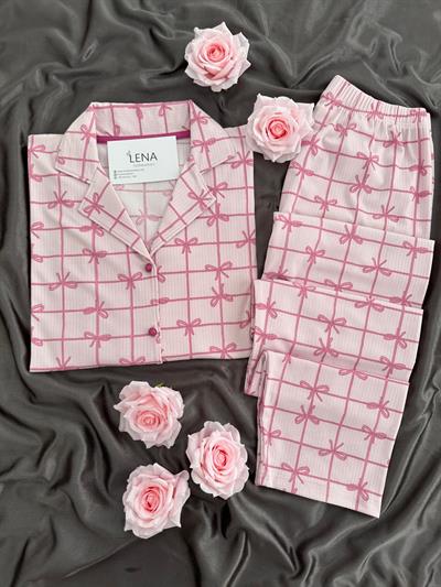 Pembe Fiyonk Desenli Boydan Düğmeli Pijama Takımı