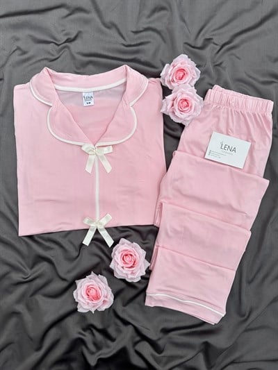 Pembe Önden Fiyonk Detaylı Pijama Takımı