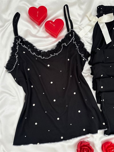 Siyah Benekler Askılı Pijama Takımı