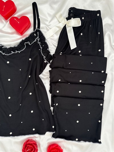 Siyah Benekler Askılı Pijama Takımı