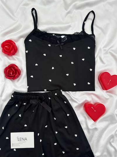 Siyah Kalp Desenli Şortlu Pijama Takımı