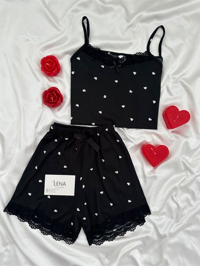 Siyah Kalp Desenli Şortlu Pijama Takımı