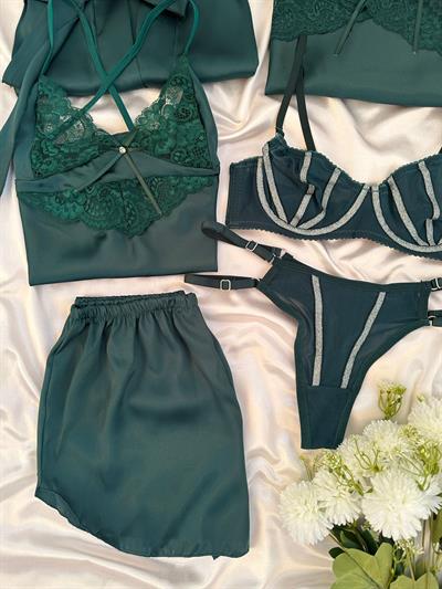 Zümrüt 8 Parça Çeyiz Seti 