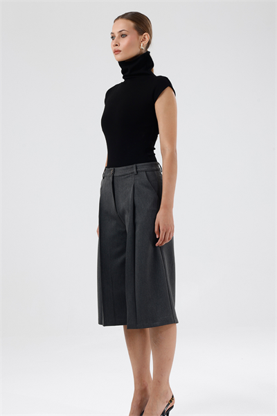 Capella Saten Gabardin Gri Bermuda , Pantolon