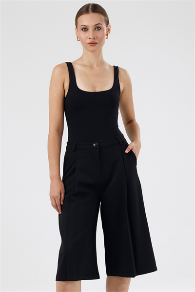 Capella Saten Gabardin Siyah Bermuda , Pantolon