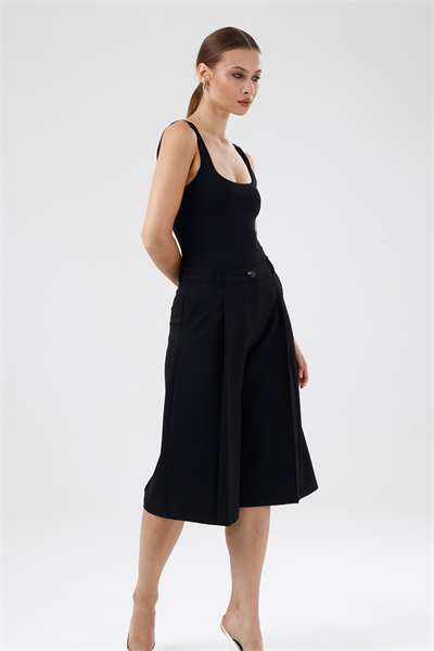 Capella Saten Gabardin Siyah Bermuda , Pantolon
