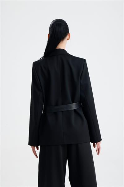 TOLEDO Siyah Deri Kuşaklı Oversize Kadın Blazer Ceket