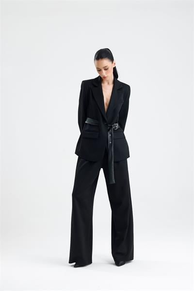 TOLEDO Siyah Deri Kuşaklı Oversize Kadın Blazer Ceket