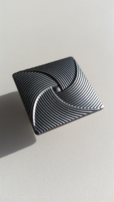 Rüzgar Gülü Tek Vidalı Kare Düğme Kulp