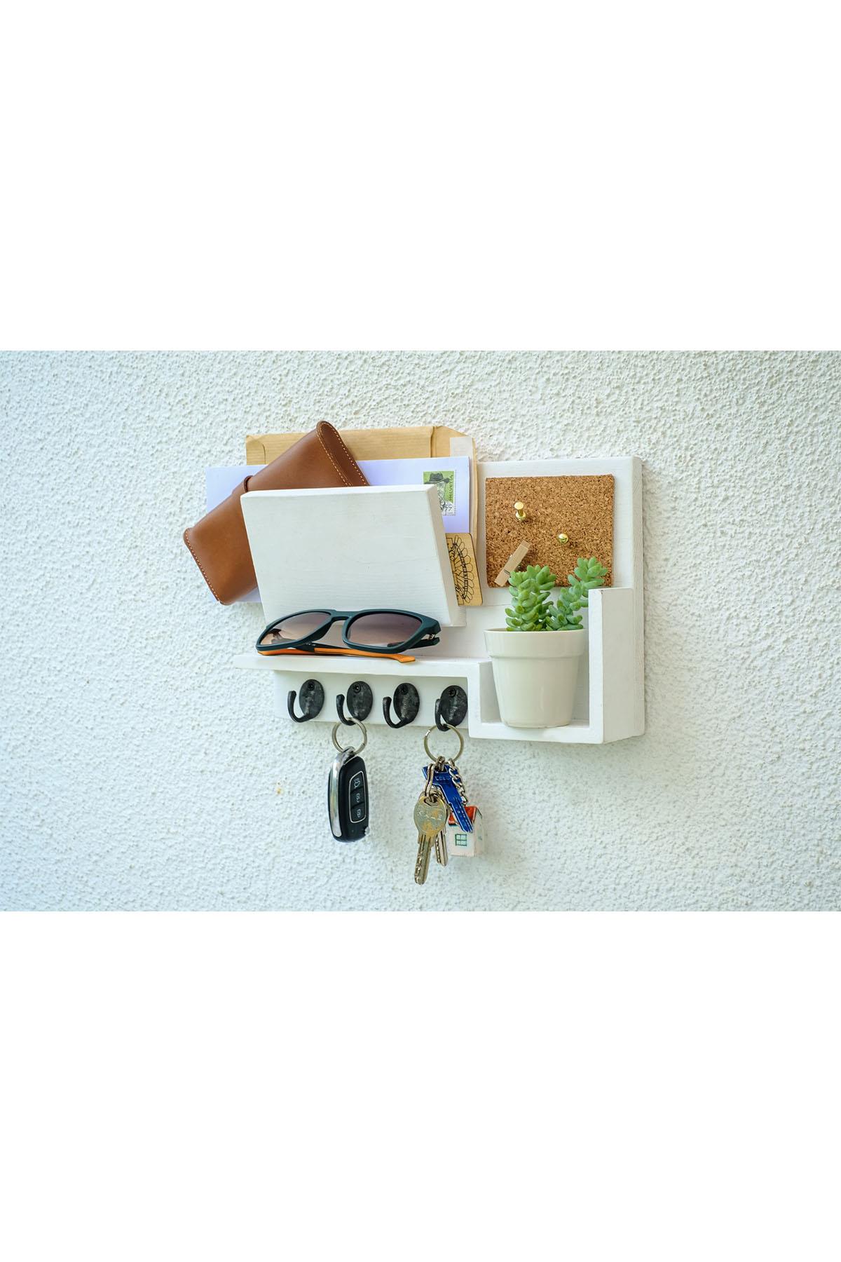 Jasmin White Handmade Cork Board Keychain