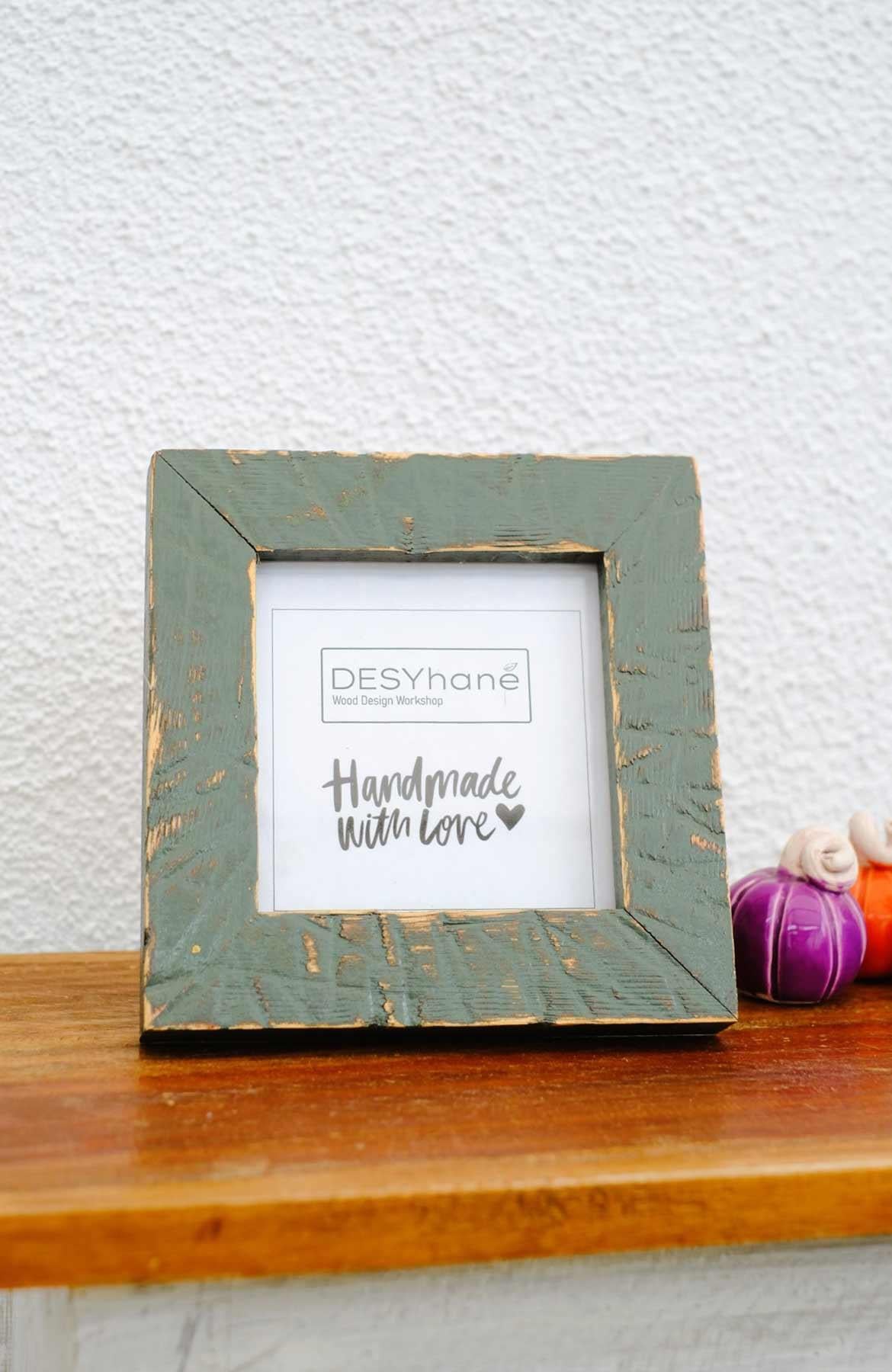 Memoria Handmade Colorful Solid Wood Frame