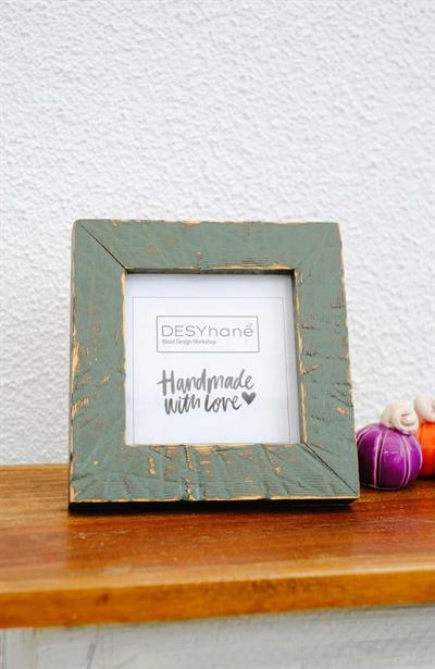 Memoria Handmade Colorful Solid Wood Frame