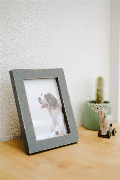 Memoria Handmade Colorful Solid Wood Frame
