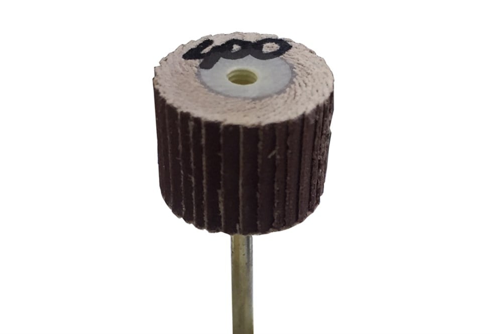 Mandrenli Yelpaze Zımpara 15x12x2,35 