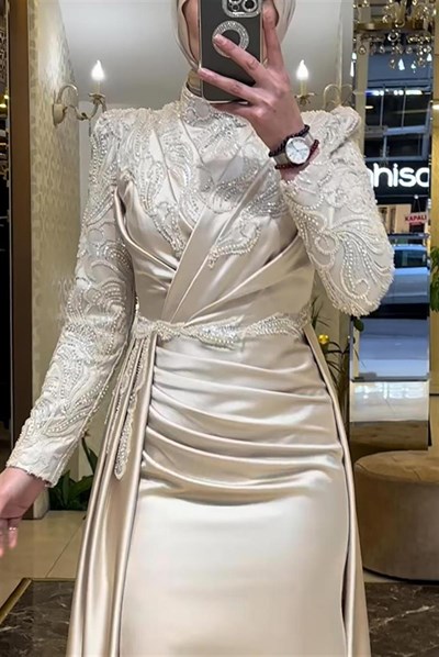 Pınar Şems Akra Abiye Gold