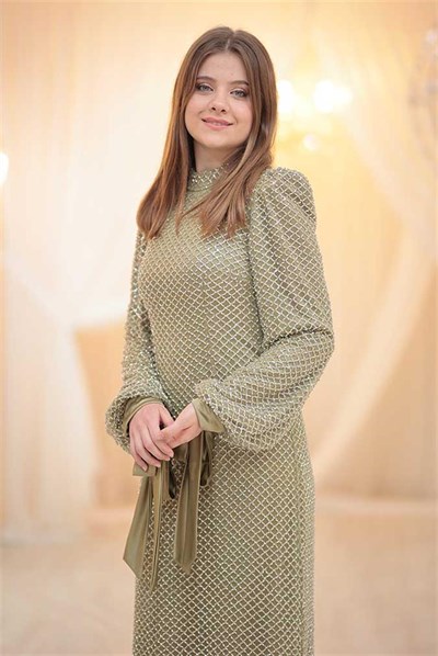 Pınar Şems Lara Abiye Çağla Yeşili