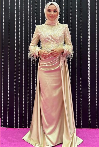 Pınar Şems Nihal Abiye Gold