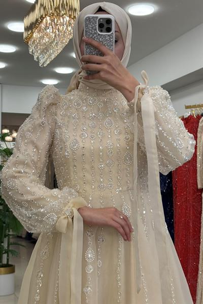 Pınar Şems Reyhan Abiye Gold