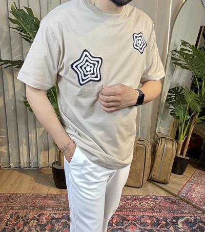 Yıldız Desenli Baskılı Oversize Tişört