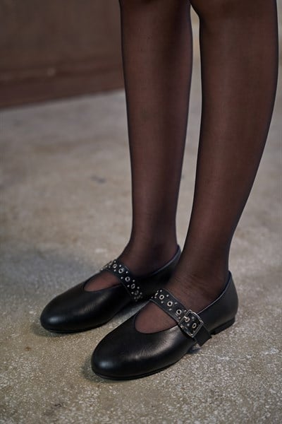 Fiore Siyah Renkli Gerçek Deri Kadın Babet