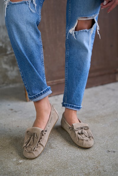 Bloom Gerçek Deri Vizon Renkli Kadın Bağcıklı Kısa Topuklu Babet