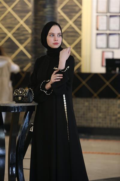 Çiçek Biyeli Ferace