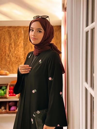 Gül Abaya
