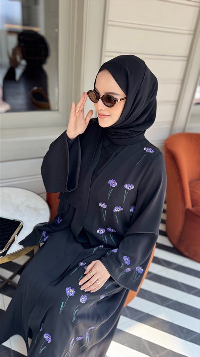 Lavin Abaya