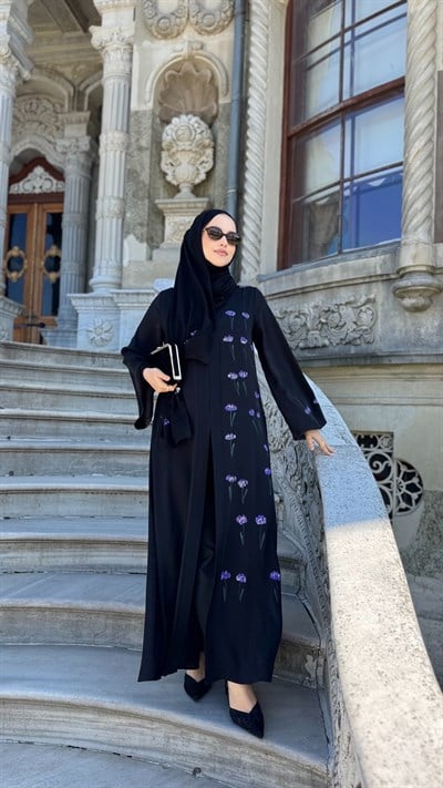 Lavin Abaya