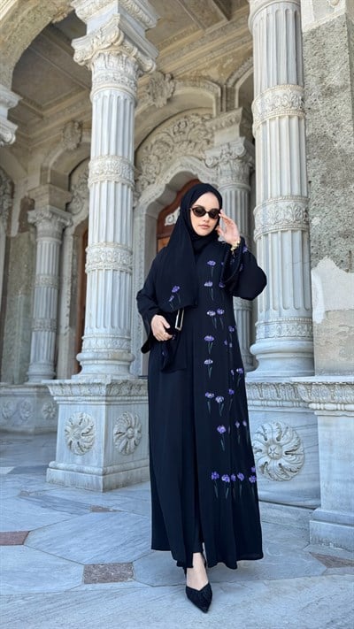 Lavin Abaya