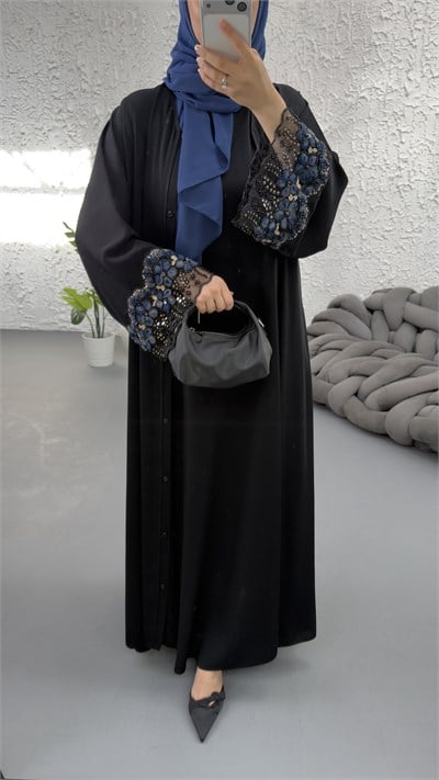 Mavi Tül İşlemeli Siyah Abaya