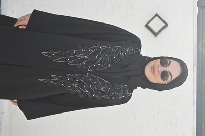 Melek Aplike İşlemeli Siyah Abaya