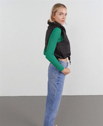 Crop Bel Bağlamalı Anorak Yelek
