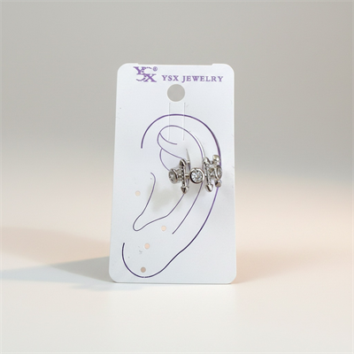 Earcuff Sıkıştırmalı Çelik Kıkırdak Küpe 3 Tek Taşlı Ok Figürlü Gümüş Renk         