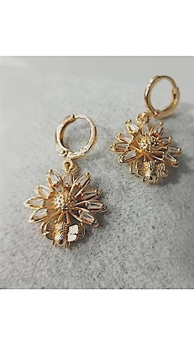 Kadın Çelik Ucu Arılı Baget Taşlı Çiçek Küpe Gold Renk