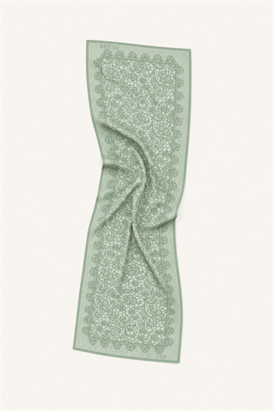 Guess Dantel Pattern