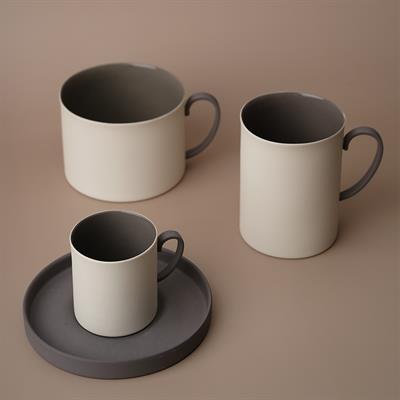 Nua Çay Fincanı Yuvarlak Tabaklı Bej & Kahverengi