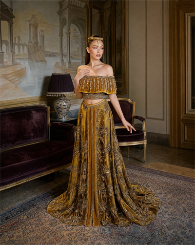 Madonna Kol Taş İşlemeli A Kesim Solenara Kaftan
