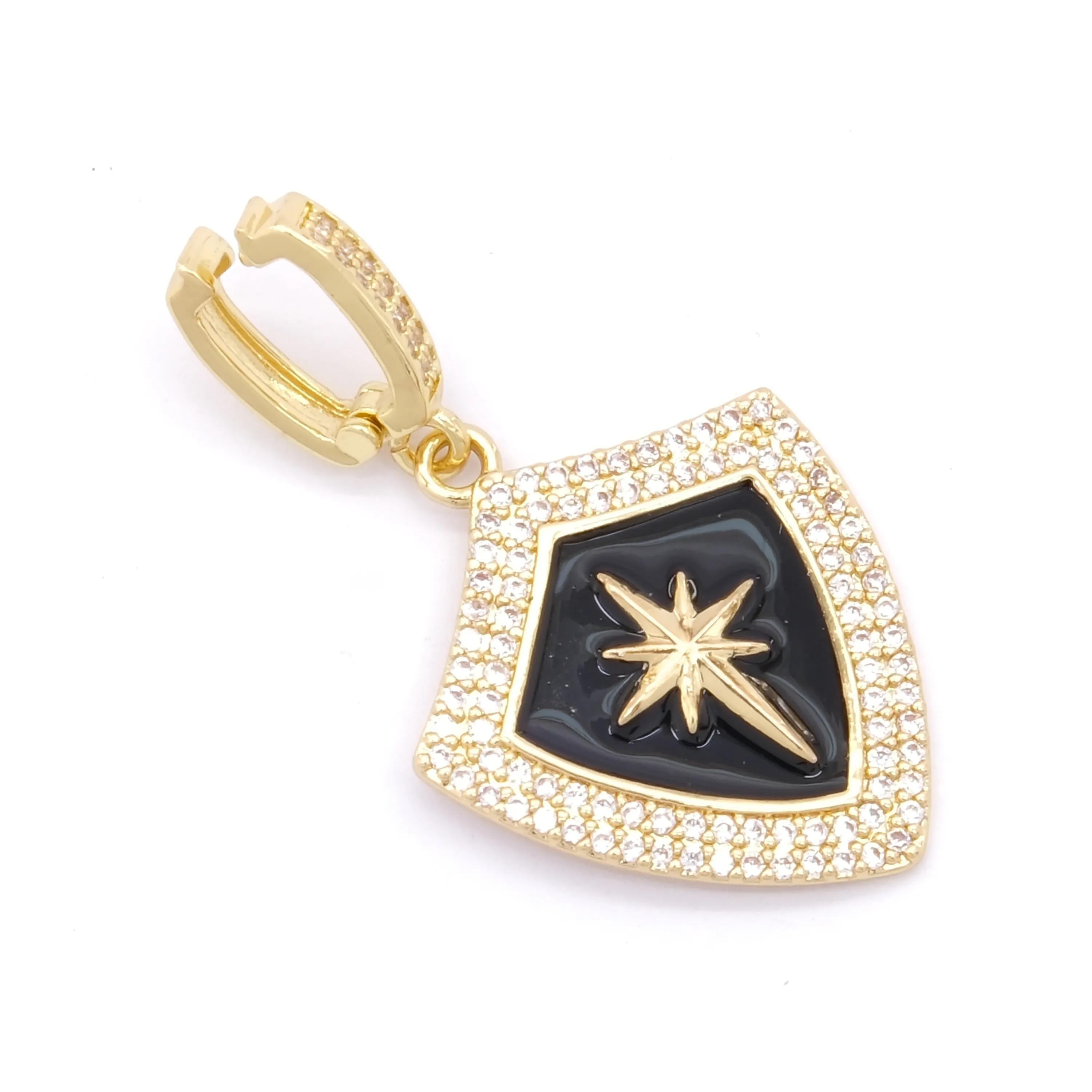 Ajda Charm Çelik Altın Kaplama Kadın Kuzey Yıldızı Model-CHR-107