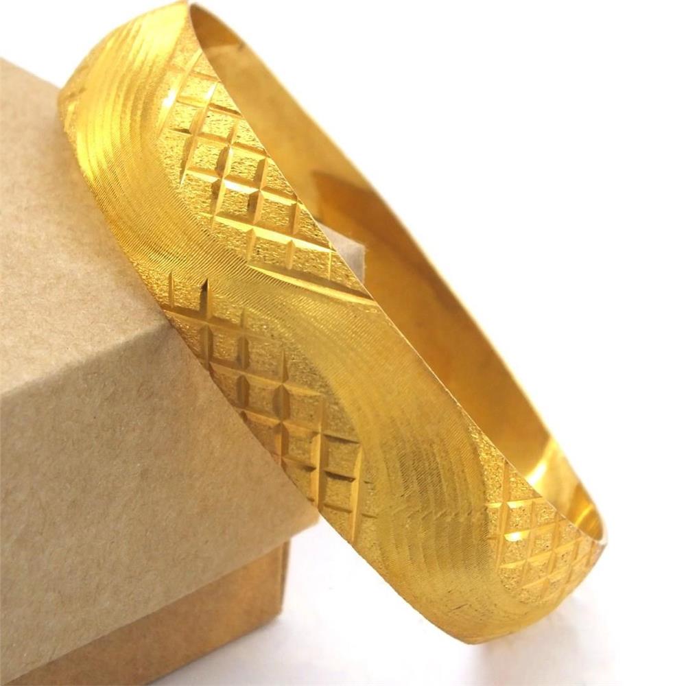 Altın Kaplama Dalgalı Ve Baklava Desen 1.5 cm Bilezik BLZ-3068