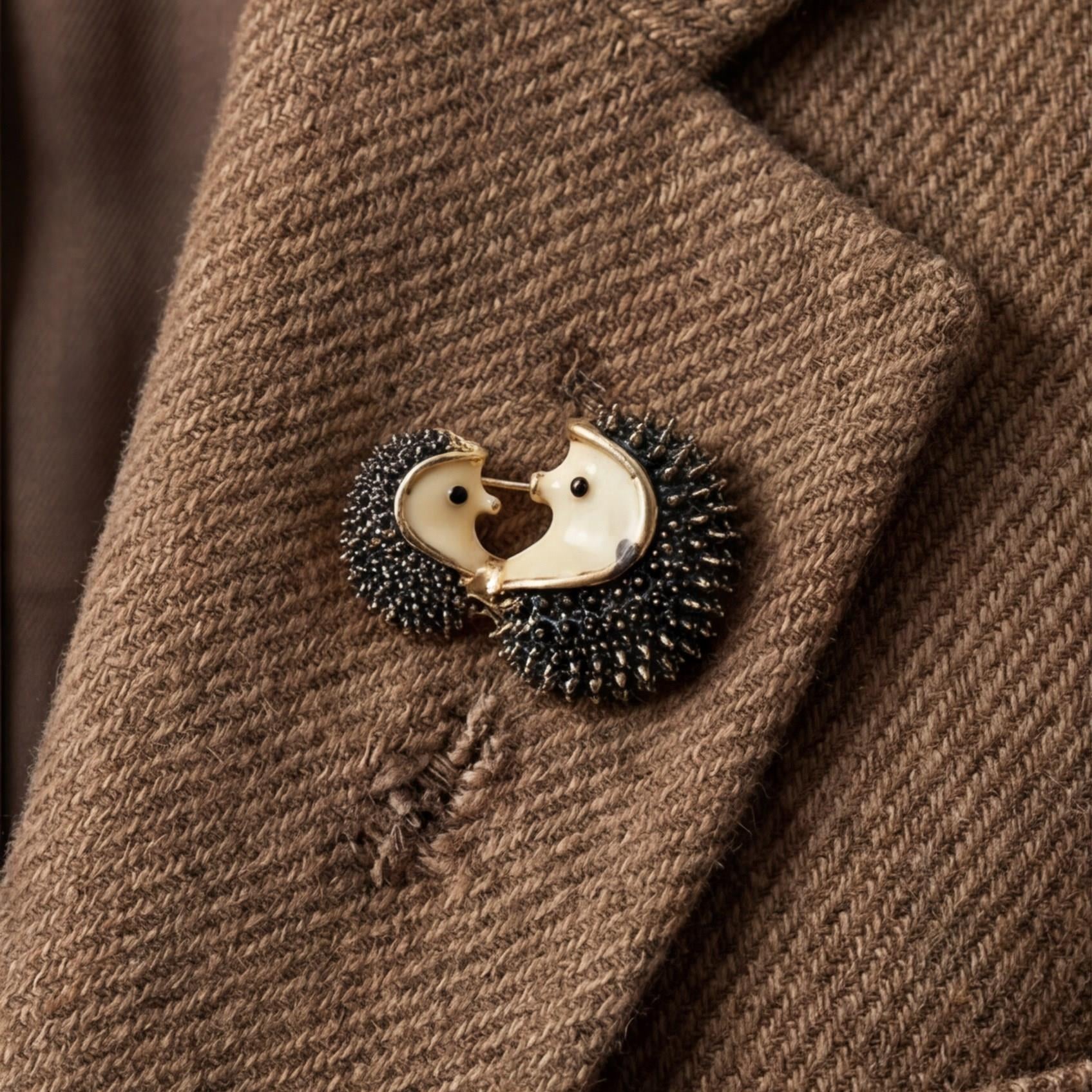 Altın Kaplama Kirpi Model Kadın Broş BR-107