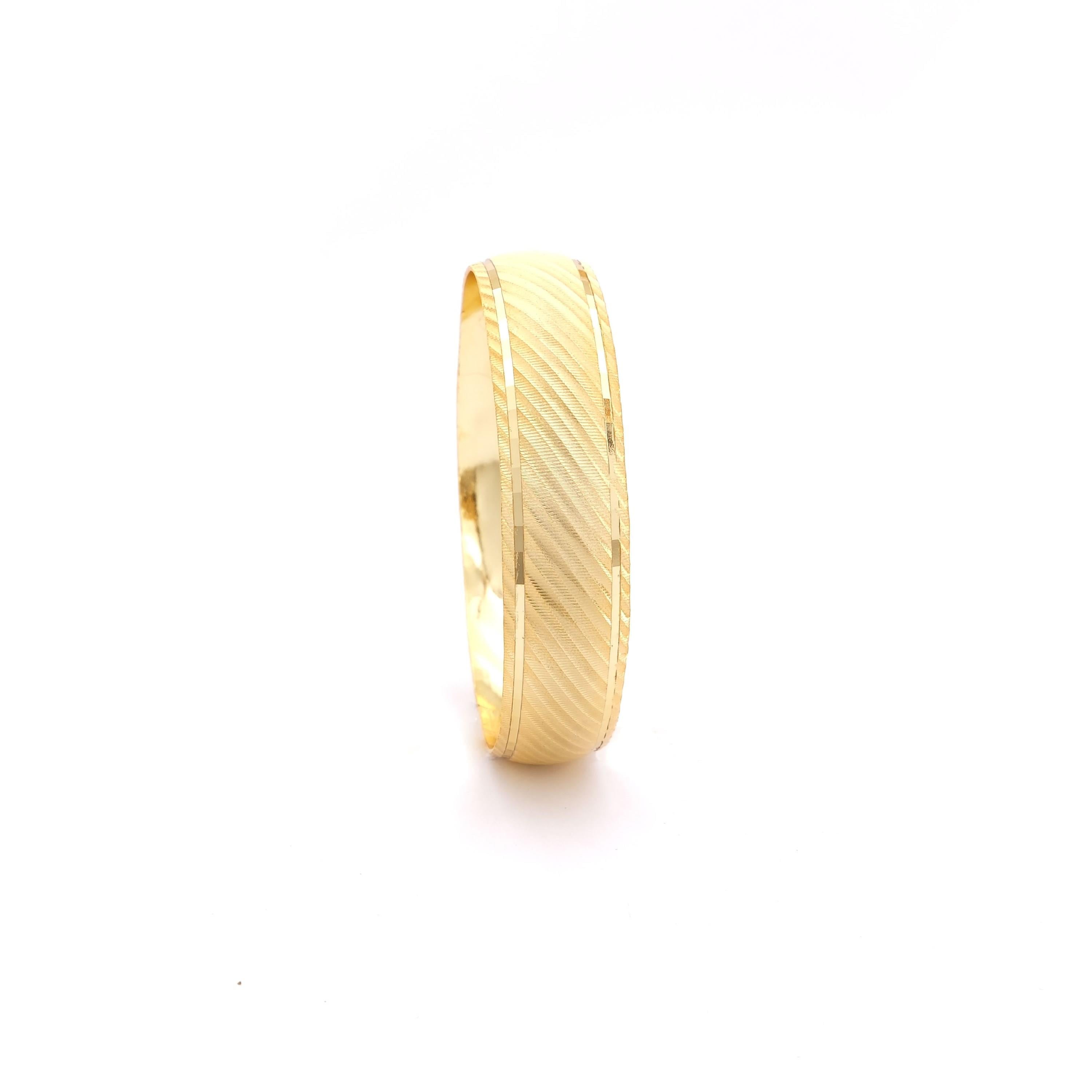 Altın Kaplama Yan Çizgili Model 1.5 cm İmitasyon Bilezik BLZ-3135